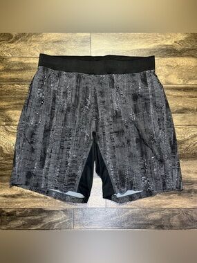 Lululemon T.H.E. Short Luxtreme Liner 9" Men's XL Matchstick Asphalt Grey Black